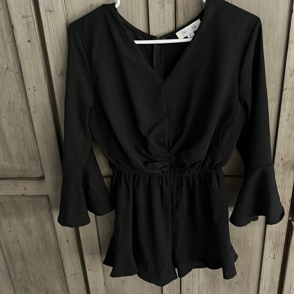 Black flowy romper size S